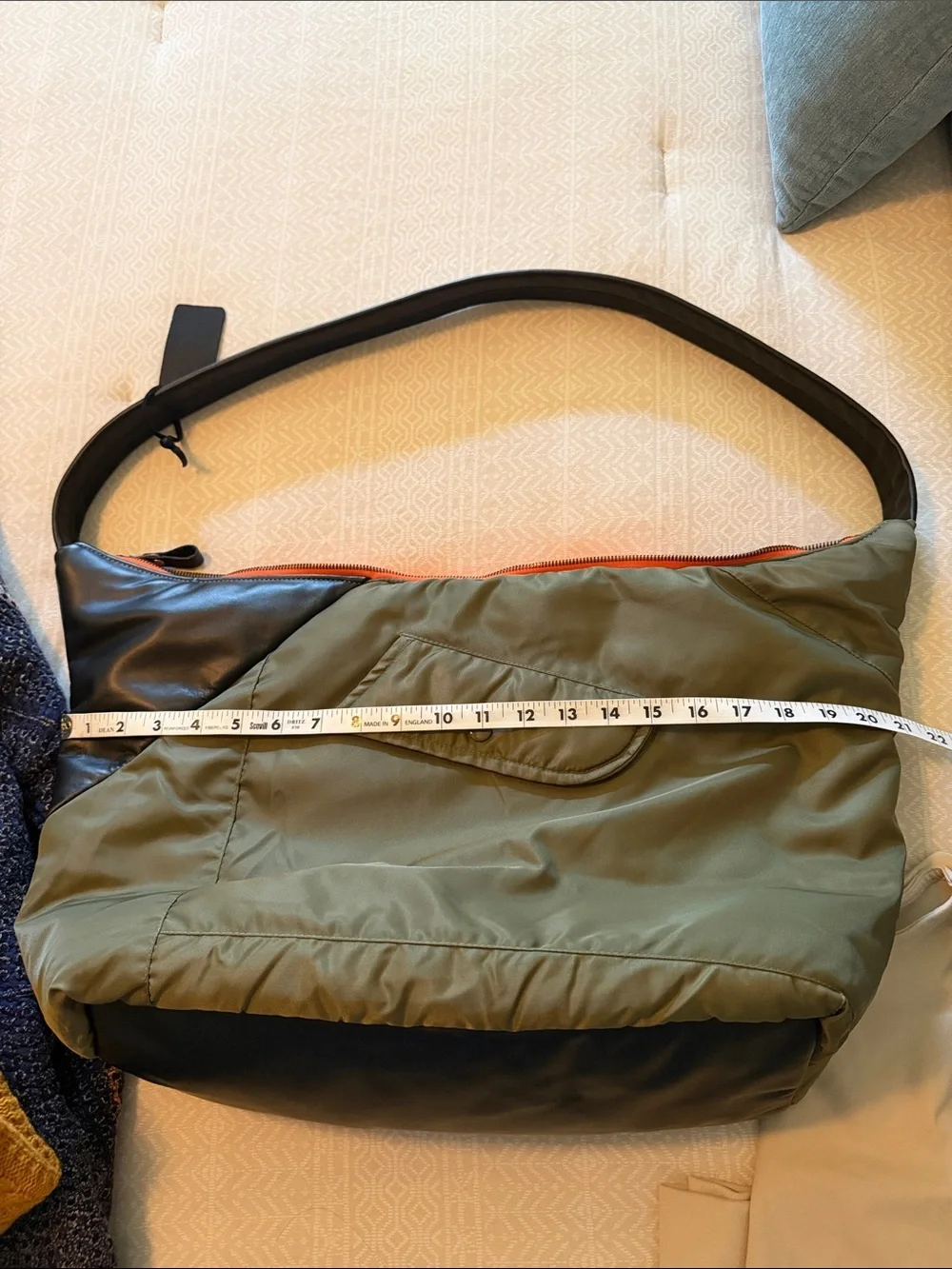 Minnessak JOURNAL STANDARD BAG Olive Green & Black NWOT